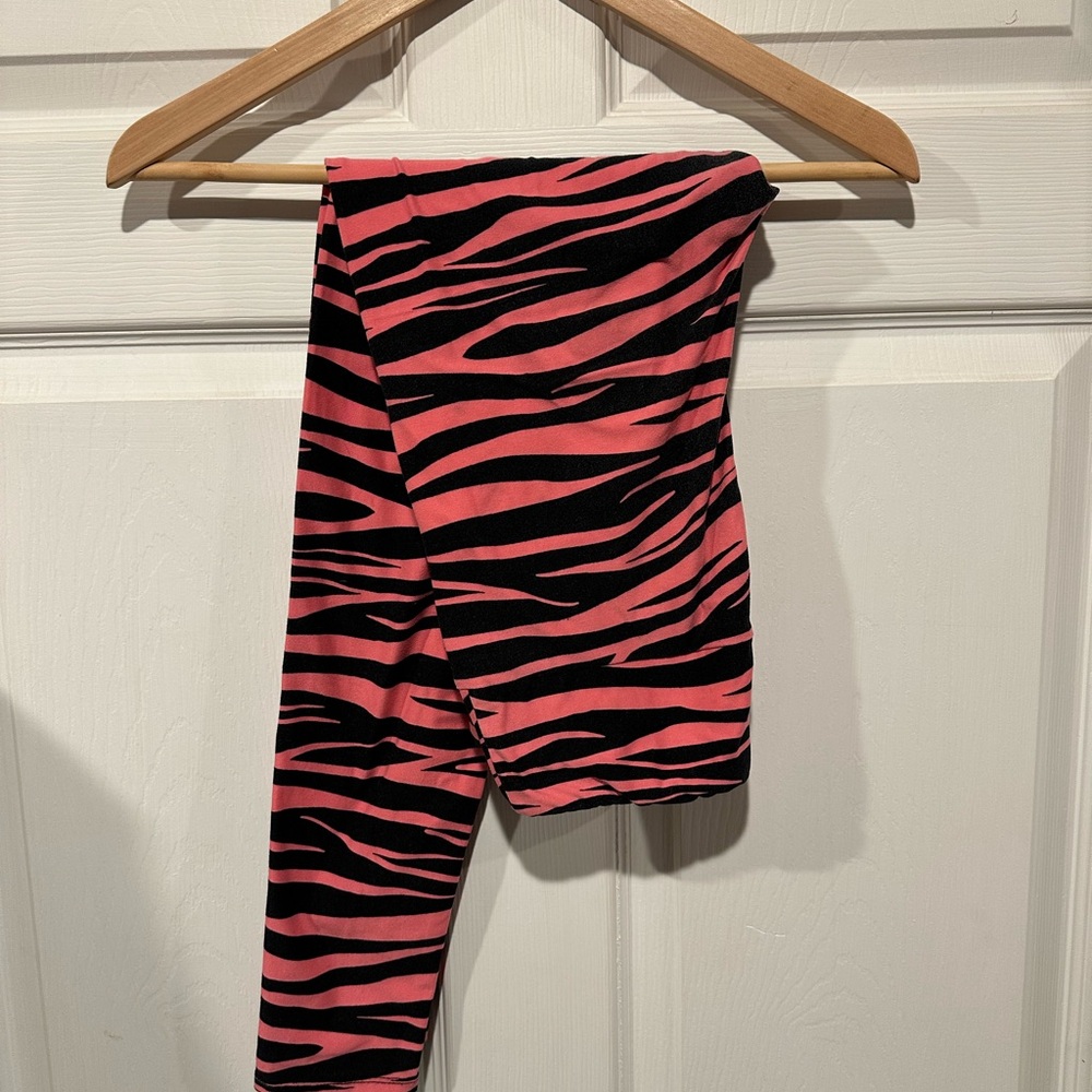 LuLaRoe Pink and Black Zebra Print Leggings